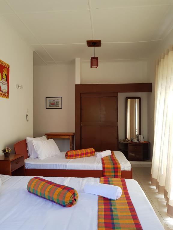 Knight'S Heaven Apartamento Kandy Exterior foto